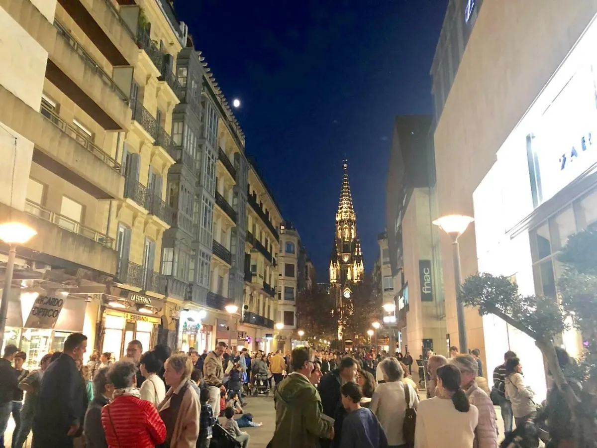 Marcial Suite Central, Modern And New. San Sebastian 0*,  Spain